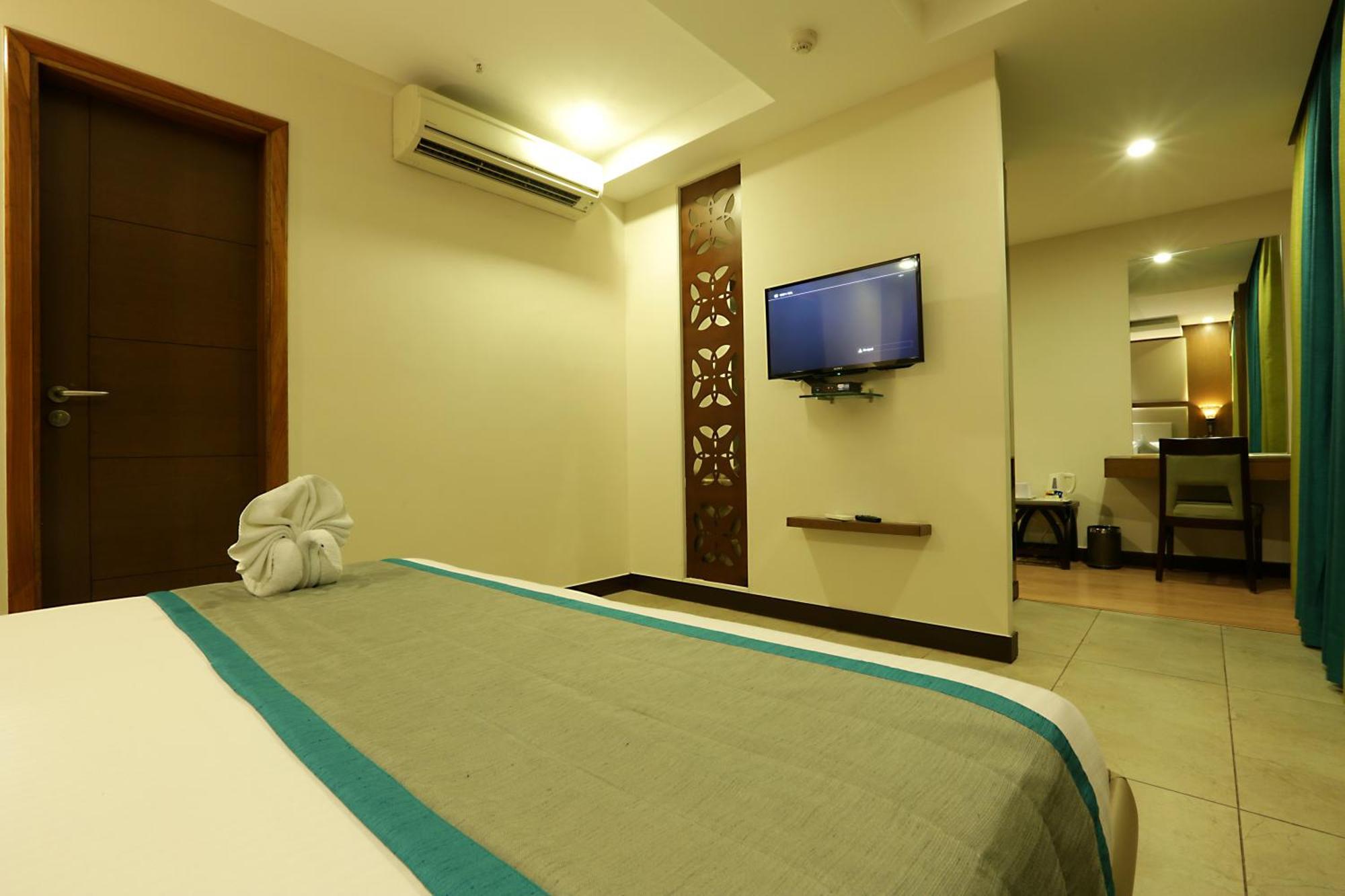Hotel Prithvi Palace Aerocity Delhi Airport Neu-Delhi Exterior foto